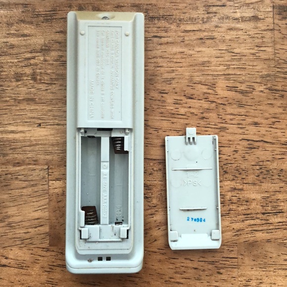 Sony Remote Control - Picture 3 of 4